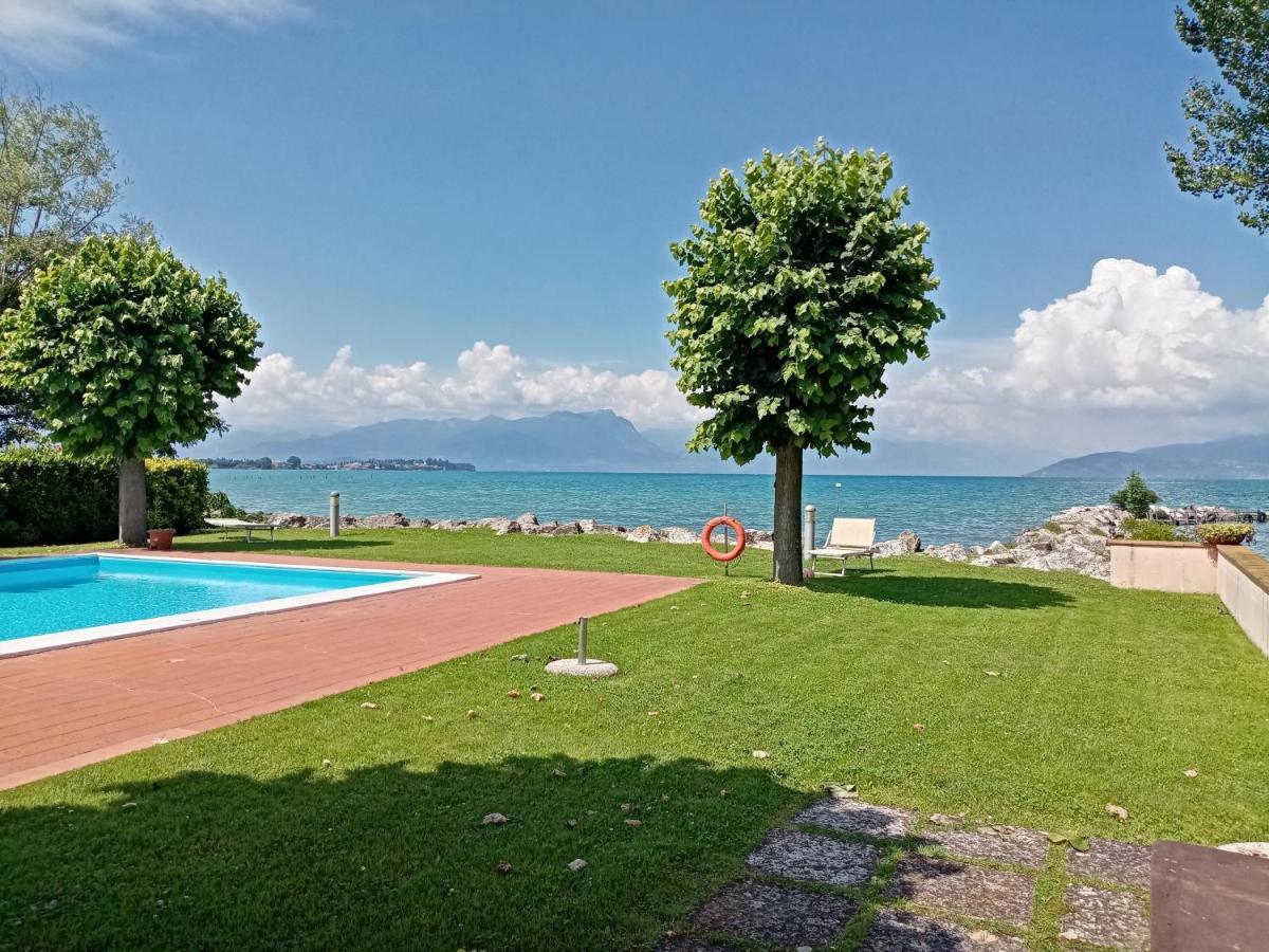 Casa Lugana 2 - monolocale con piscina fronte lago Sirmione Exterior foto